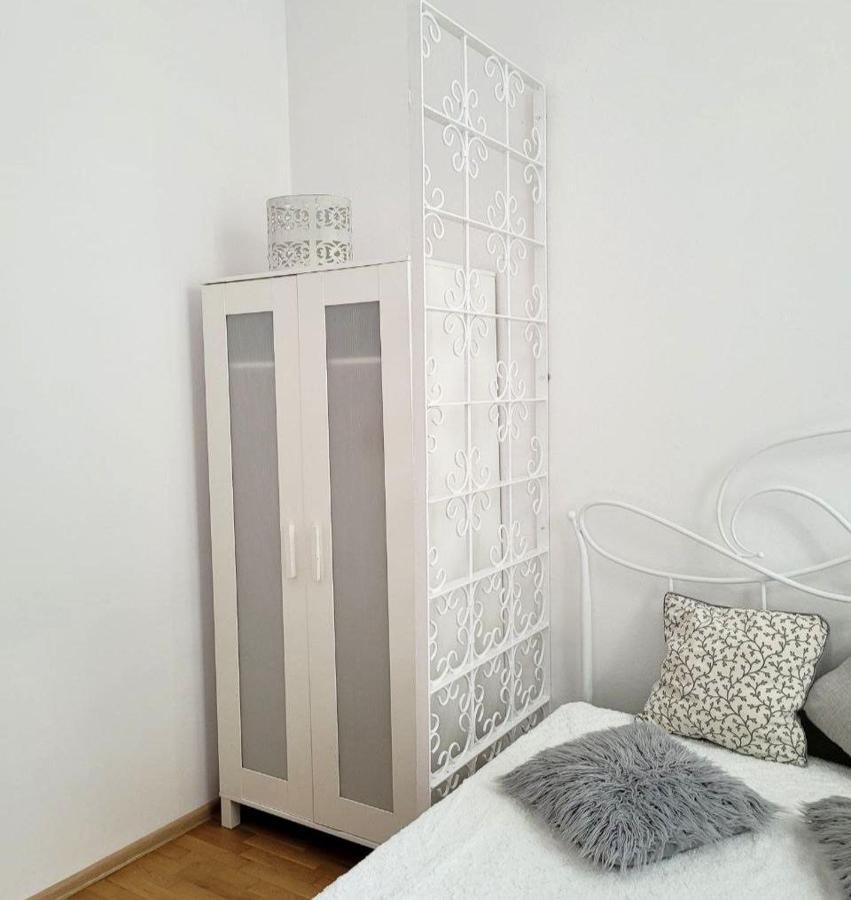 Przytulne Apartamenty W Centrum Warszawy Lok 2 Varsovie Extérieur photo