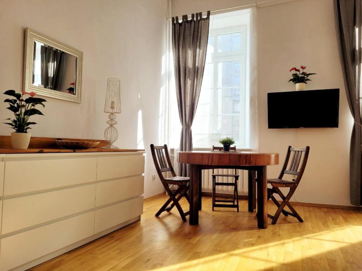 Przytulne Apartamenty W Centrum Warszawy Lok 2 Varsovie Extérieur photo